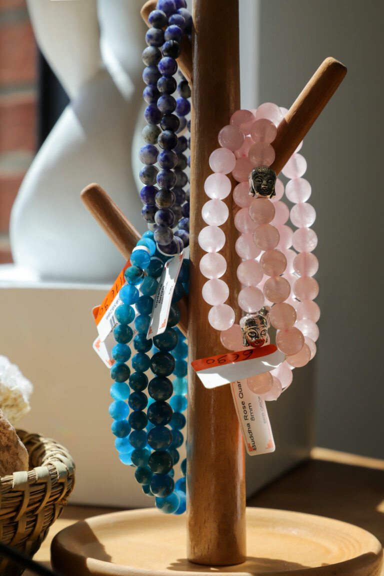 Bracelets_mineraux_au_coaur_de_gaïa
